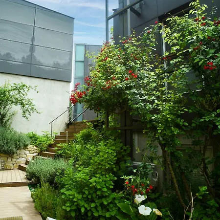 Narkoey Ecologic & Organic Farm * コジャエリ